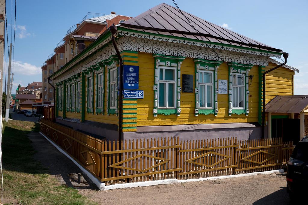 Фото №10433. Здание Литературно-музейного объединения «Заказанье». Арск. 2014