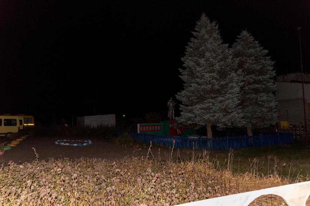 Фото №22333. Памятник солдату-защитнику, 2014 г., с. Старый  Иштеряк