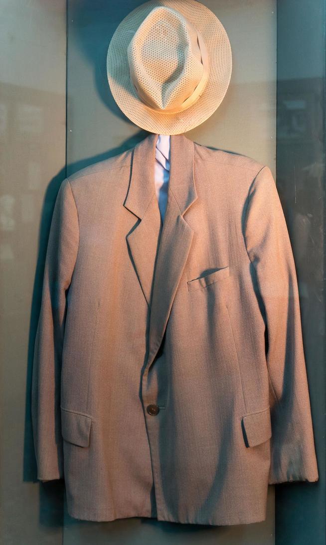 Фото №5325. Витрина в музее при Кулле-Киминской средней общеобразовательной школе имени Сибгата Хакима. 2014