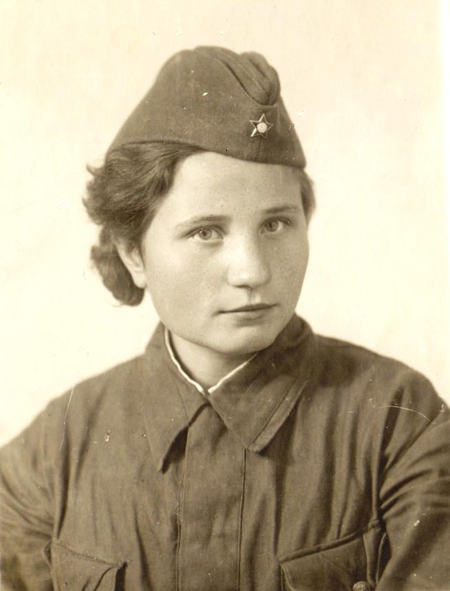 Фото №88488. Фото. Лопатина А.И. - участница Великой Отечественной войны. 1940-е